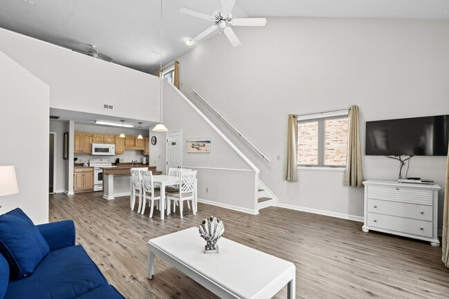 Building Photo - 216 Double Eagle Dr Unit ID1329043P