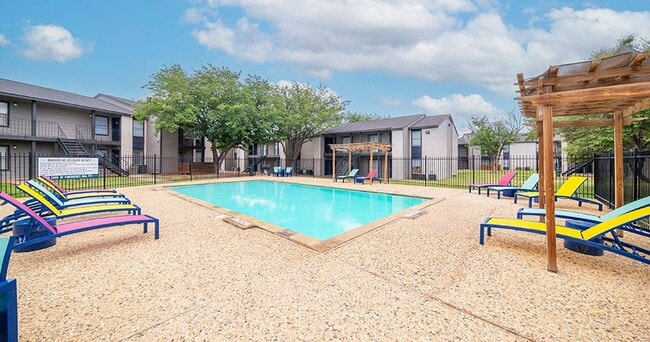 Building Photo - Stone Creek Apartment Homes