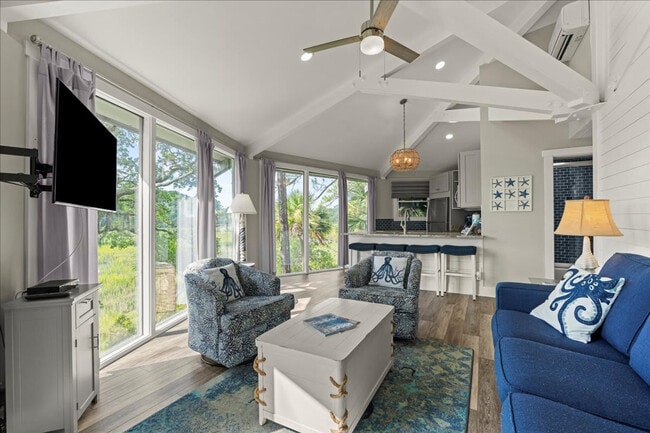 Photo - 2041 Deer Island Rd Unit ID1351744P