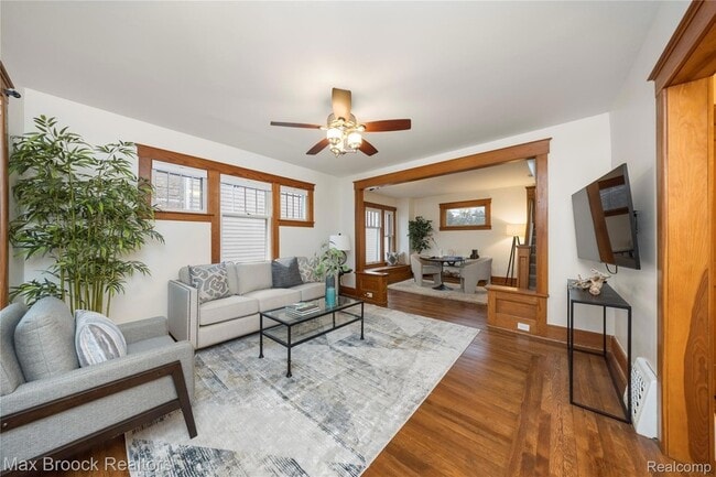 Photo - 436 Park St