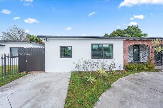 Photo - 161 SW 52nd Ct