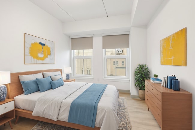 Photo - Mily on Green