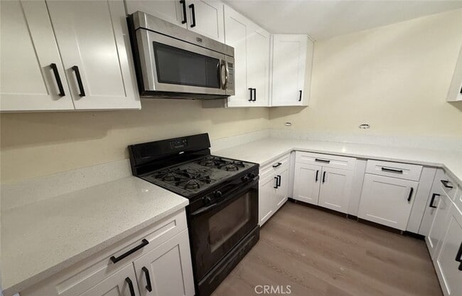 Photo - 611 Lillian Dr