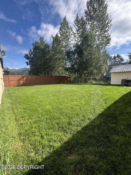 Photo - 8210 Williwa Ave