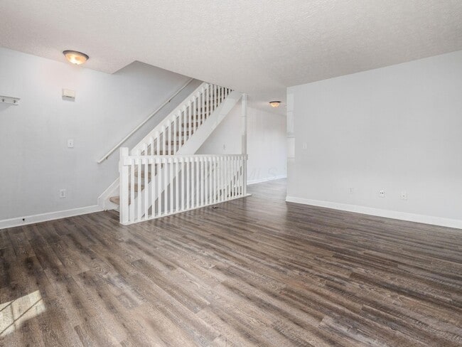 Photo - 952 Charleston Way Dr Unit 11C