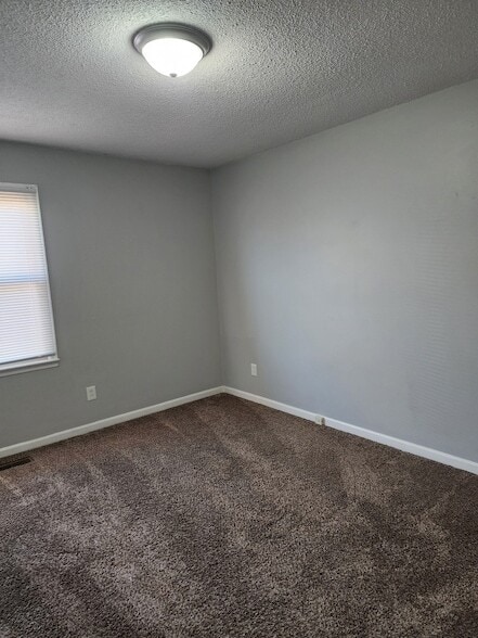 Photo - 103 Helen St