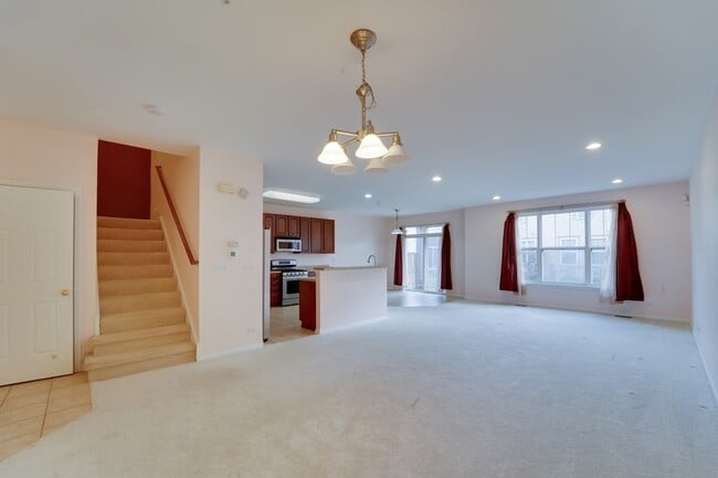 Photo - 1838 Crenshaw Cir