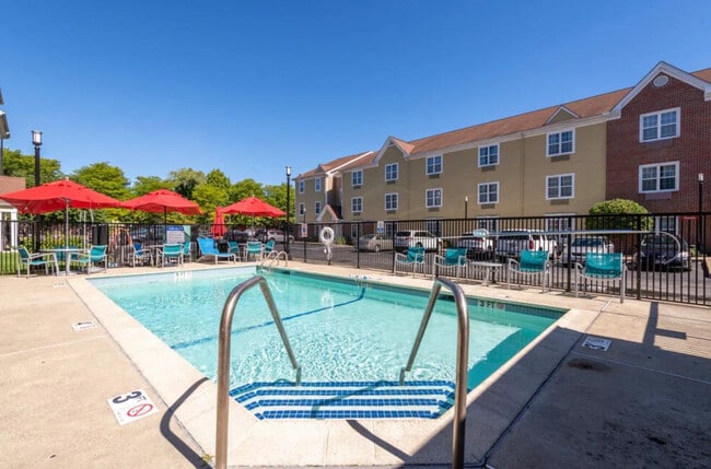 Photo - 30 International Pl Unit SI ID1039512P