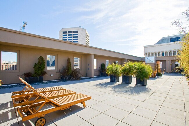 Photo - 9 Franklin St Unit ID1026485P