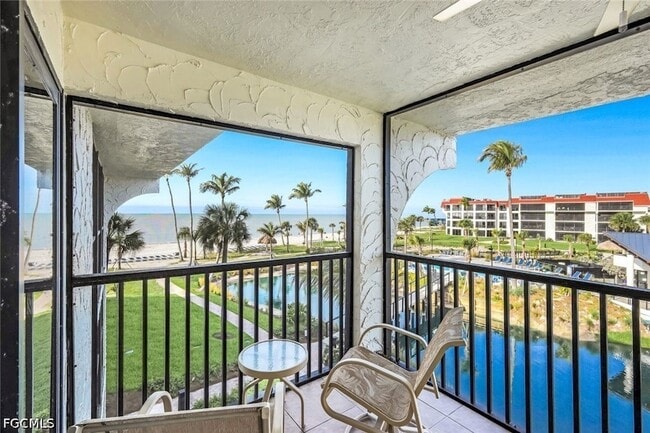 Building Photo - 2445 W Gulf Dr Unit 32E