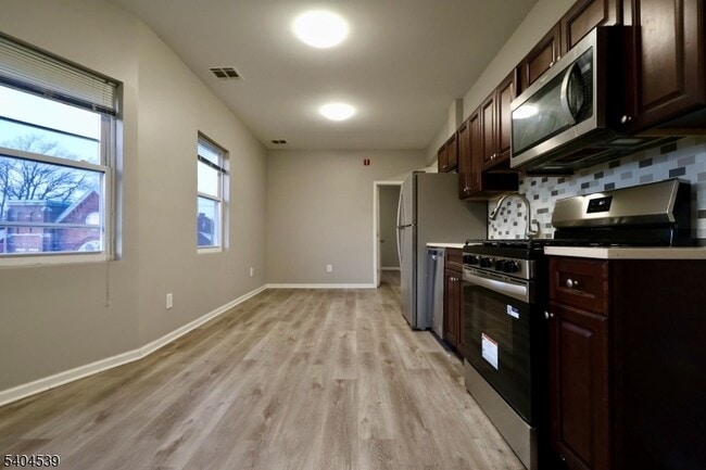 Photo - 456 Avon Ave Unit 3L