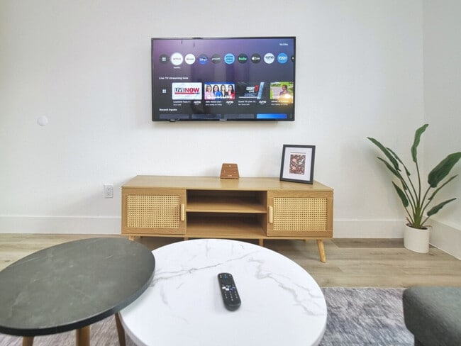 Photo - 2913 Aetna Way Unit ID1310562P