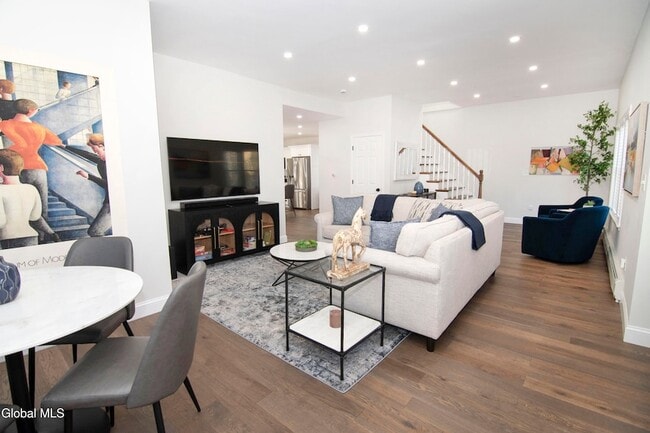 Photo - 4 Van Buren St