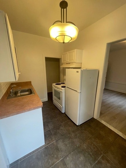 Photo - 420 Littleworth Ln