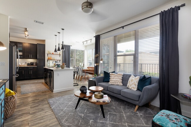 Building Photo - Mercantile River District