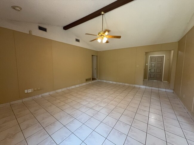 Photo - 5604 Ember Dr