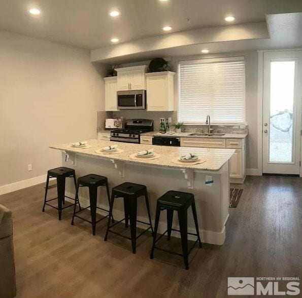 Photo - 740 Bluffs Ct