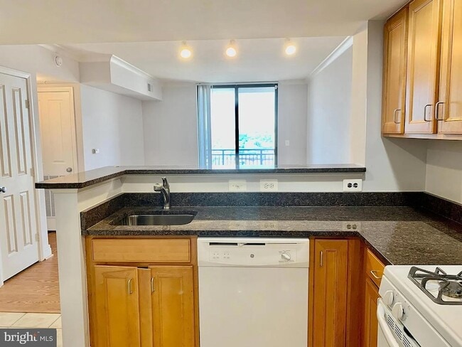 Photo - 414 Water St