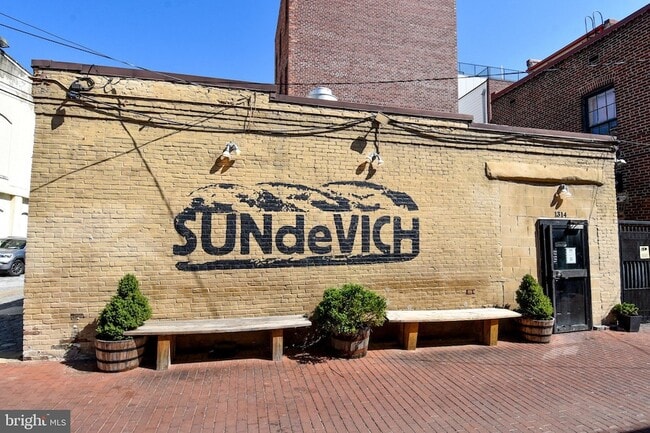 Photo - 1316 9th St NW