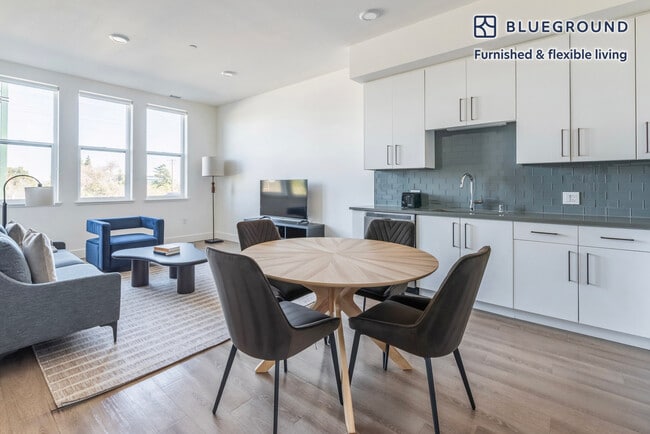 Photo - 261 El Camino Real Unit FL2-ID2131