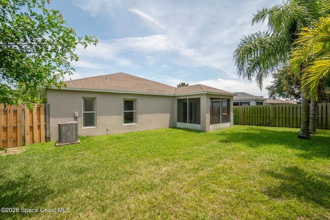 Photo - 2467 Deercroft Dr