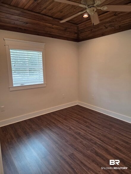 Photo - 818 Manci Ave