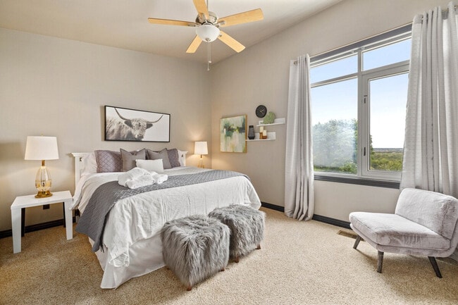 Photo - 299 E Noble Ln Unit ID1221799P