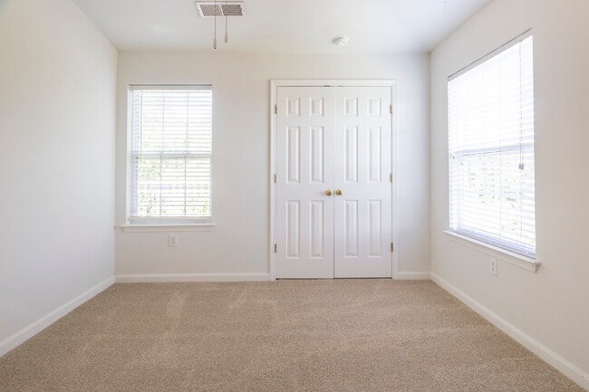 Photo - Belmont Landing Apartments