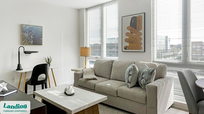 Building Photo - 620 Foster St Unit 829.1412139