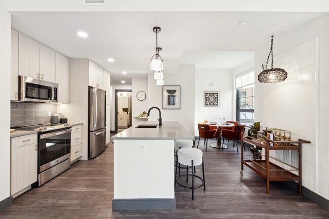 Photo - Broad + Noble