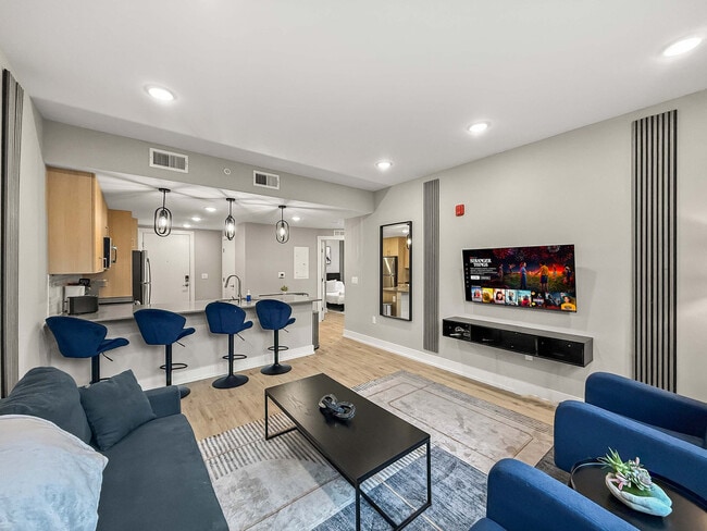 Photo - 626 N Delaware Ave Unit ID1055928P