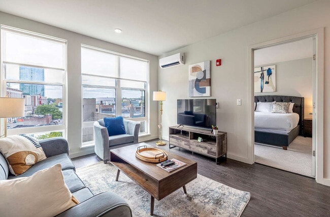 Photo - 172 Greyrock Pl Unit SI FL7-ID1050378P