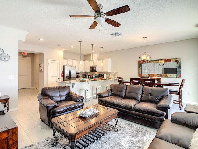 Building Photo - 5142 Adelaide Dr Unit ID1314984P