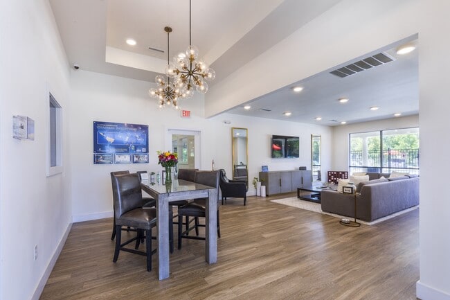 Photo - Aventura at Towne Centre