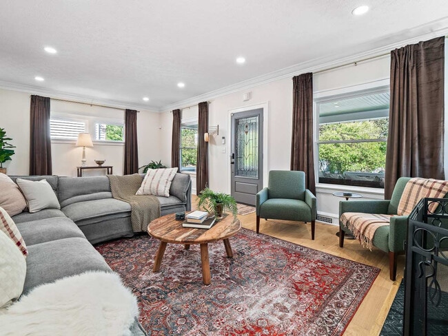 Photo - 18031 Larchwood Ave Unit SI ID1496131P