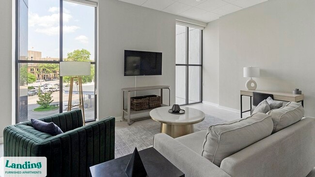 Photo - 600 19th St N Unit 204.1409741