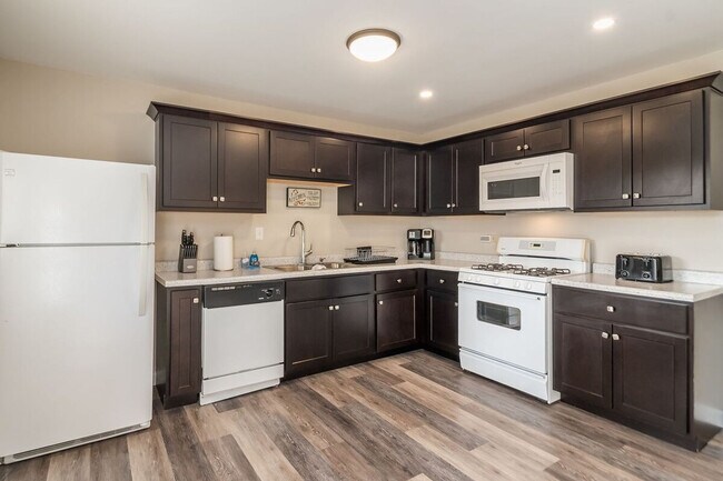 Photo - 10225 W 151st St Unit ID1301336P