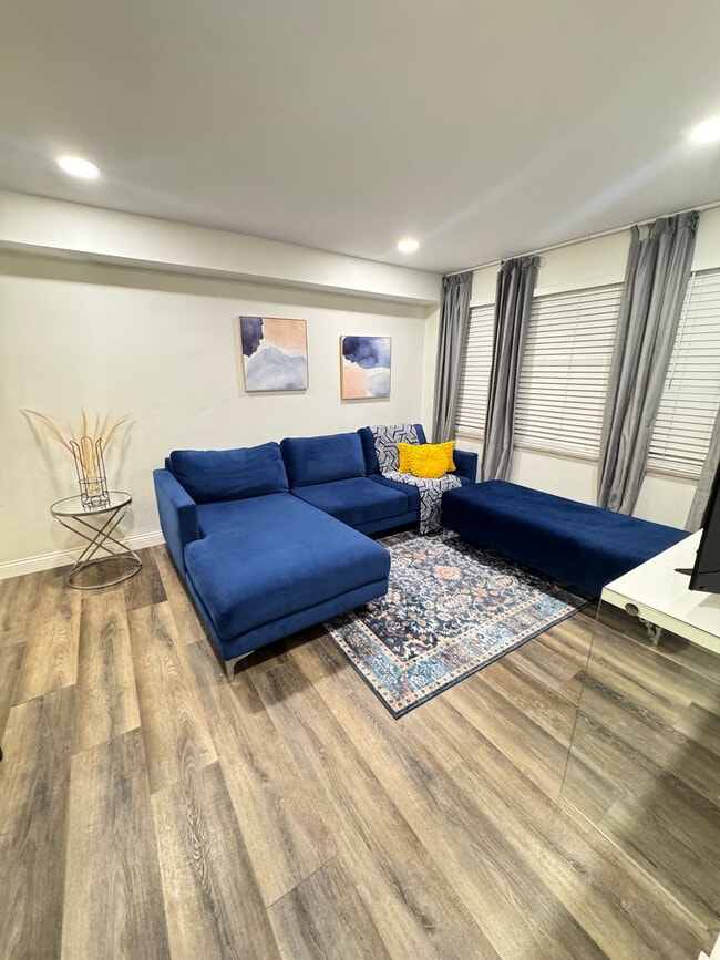 Photo - 7166 Jamieson Ave Unit SI ID1490318P