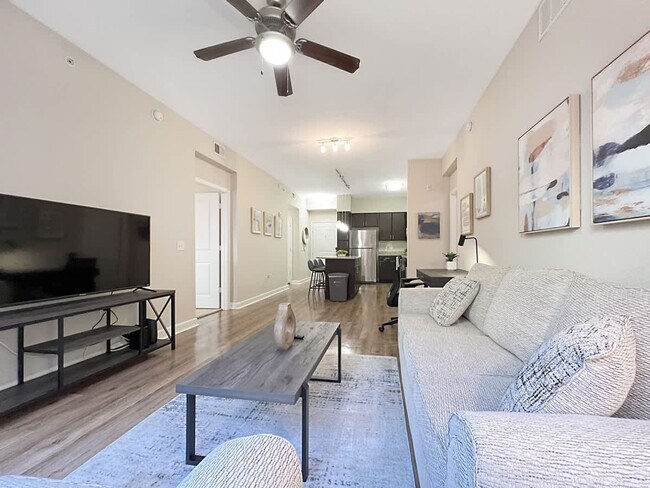 Building Photo - 4504 W Spruce St Unit SI ID1504561P