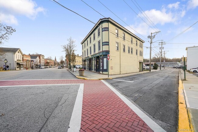 Photo - 20 Walker St Unit 1