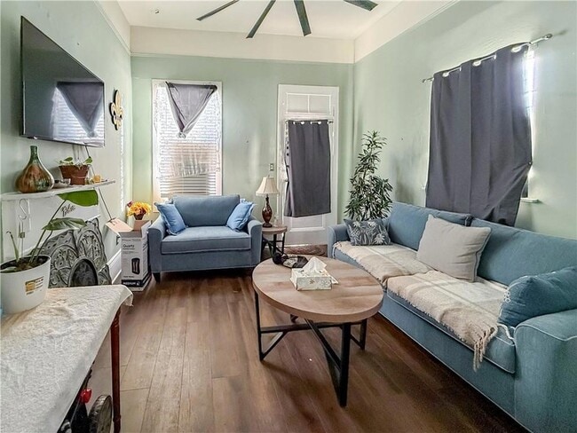 Photo - 5721 Royal St