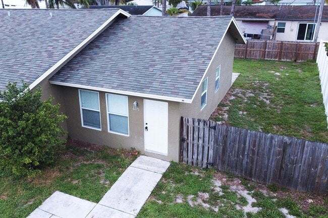 Building Photo - 6171 Heather St