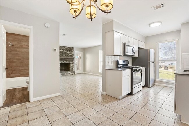 Photo - 1408 Valleyridge Cir Unit 102