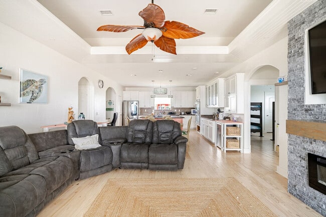 Building Photo - 986 Dolly St Unit ID1281079P