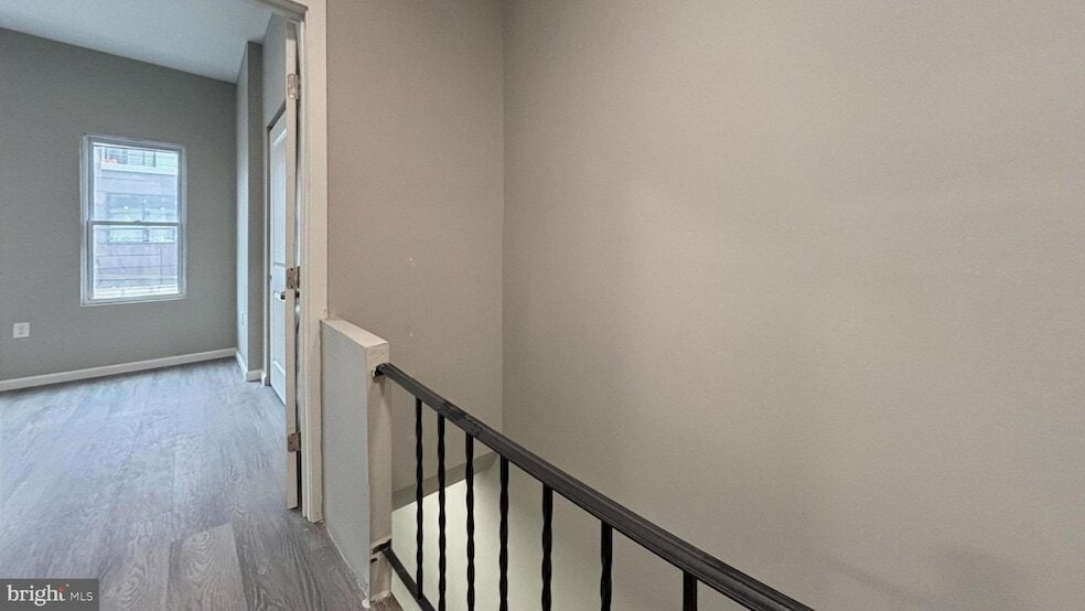 Photo - 1536 S Napa St