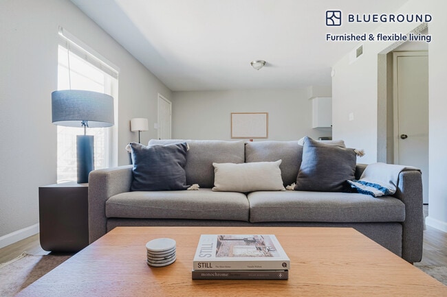 Photo - 1230 E 38th 1/2 St Unit FL1-ID278