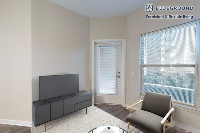 Photo - 79 Alexander St