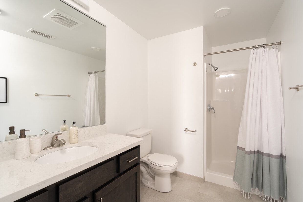 Floor Plan - 2BR/2BA