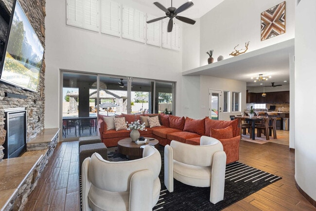 Building Photo - 1438 S Creston Cir Unit SI ID1322514P