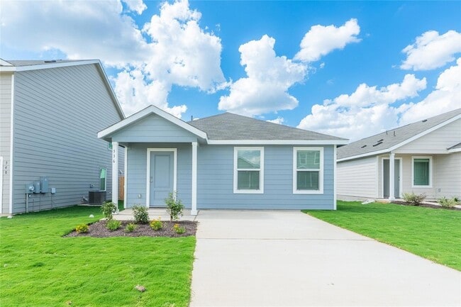 Building Photo - 336 Cowpoke Dr